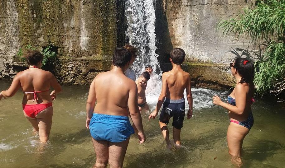 calorosamente