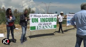 Manifestanti a Sibari